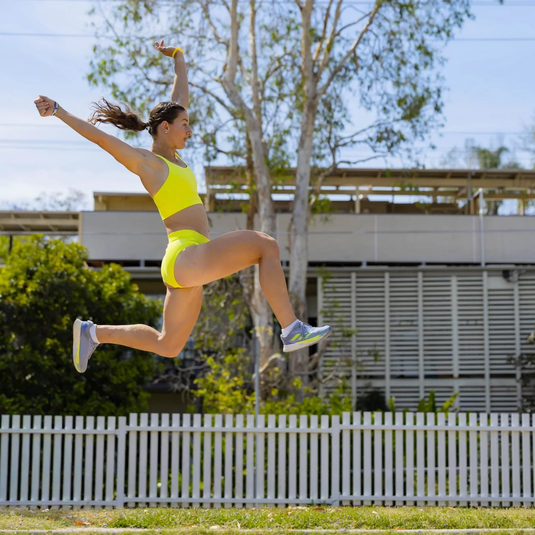 IMPI Longer Strappy Running Crop- Lemon - Image 6