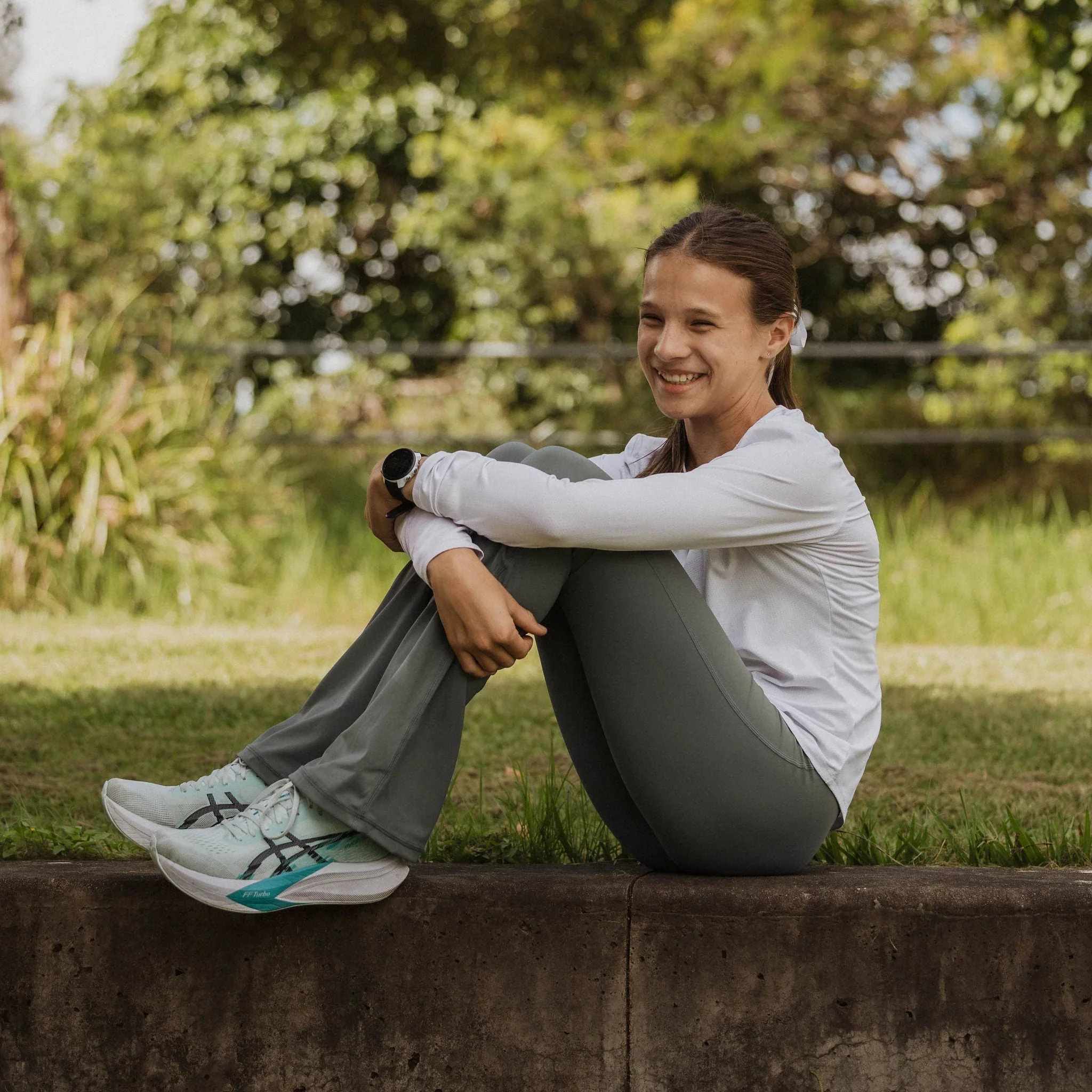 IMPI Long Sleeve Running Tee - White - Image 12